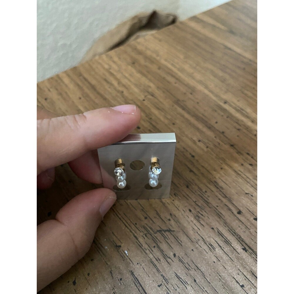 Earrings - Picture 2 of 2